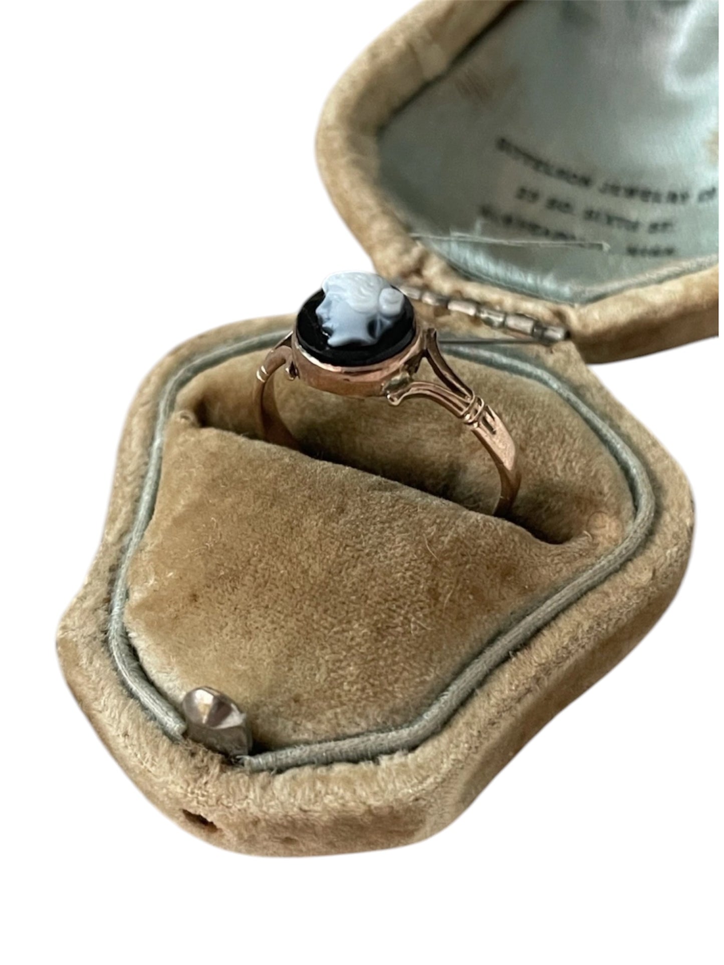 Edwardian 9K Gold Onyx Cameo Ring
