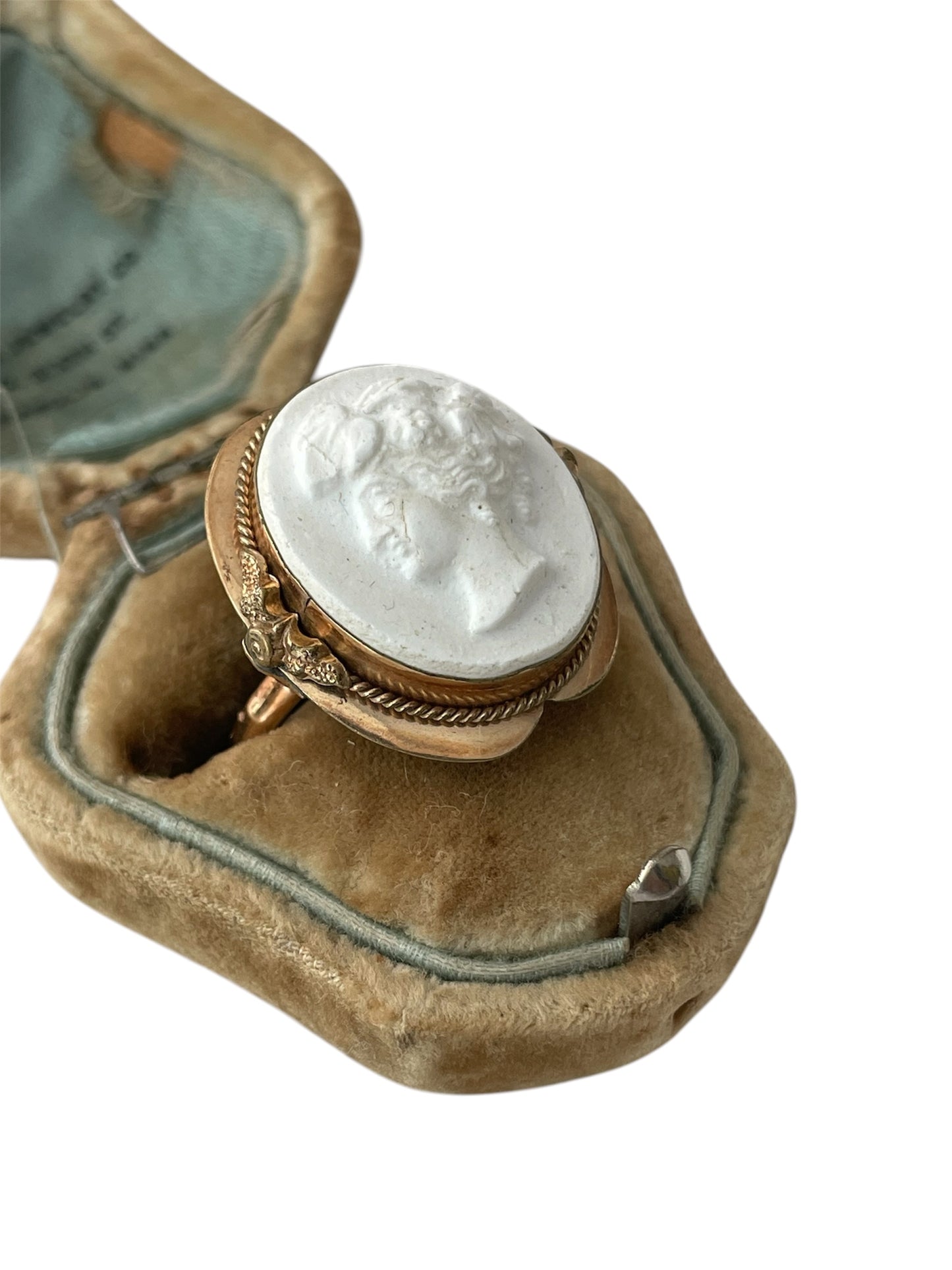 Georgian 14K Gold White Lava Cameo Ring