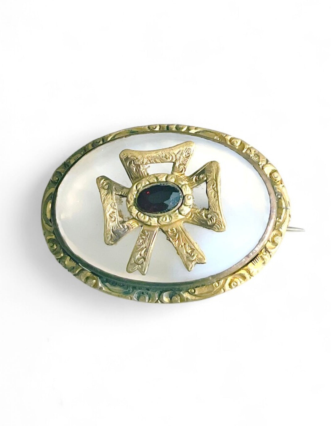 Georgian–Victorian  Engraved Chalcedony Brooch