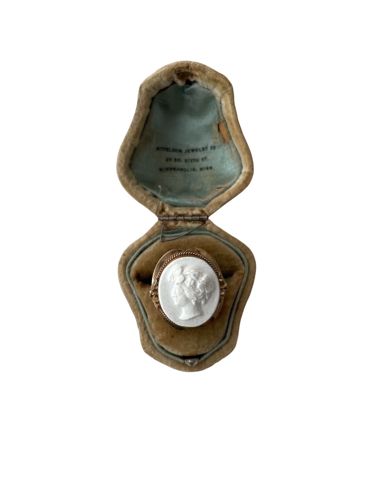 Georgian 14K Gold White Lava Cameo Ring
